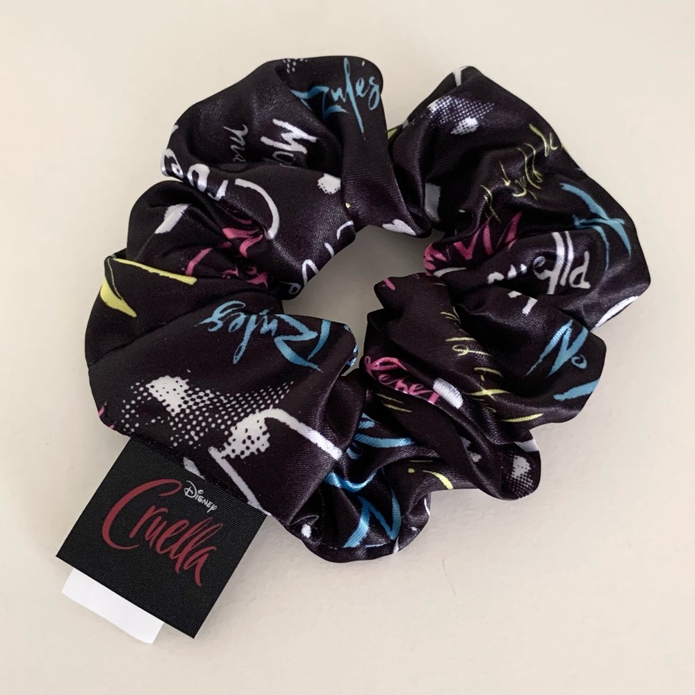 NWOT Disney Cruella graffiti satin scrunchie